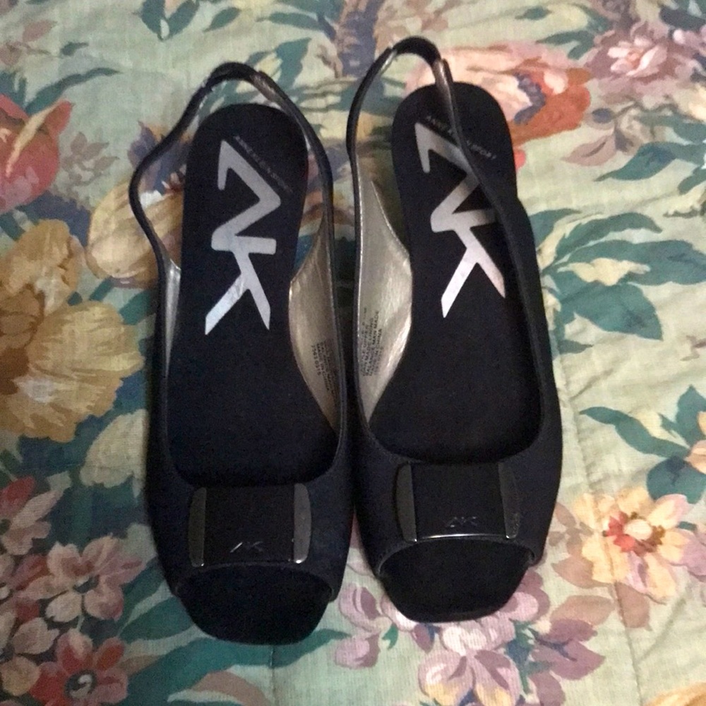 Beautiful pair of shoes!!!